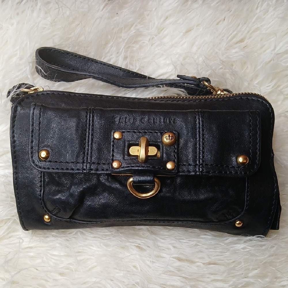 JUICY COUTURE LEATHER WRISTLET